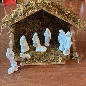 Elegant White Nativity Scene Set